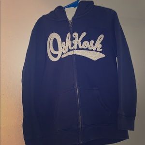 kids sweater good for the winter that’s coming.